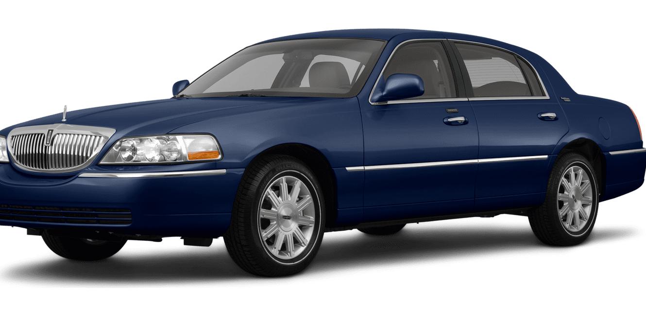 LINCOLN TOWN CAR 2011 2LNBL8CV7BX759959 image